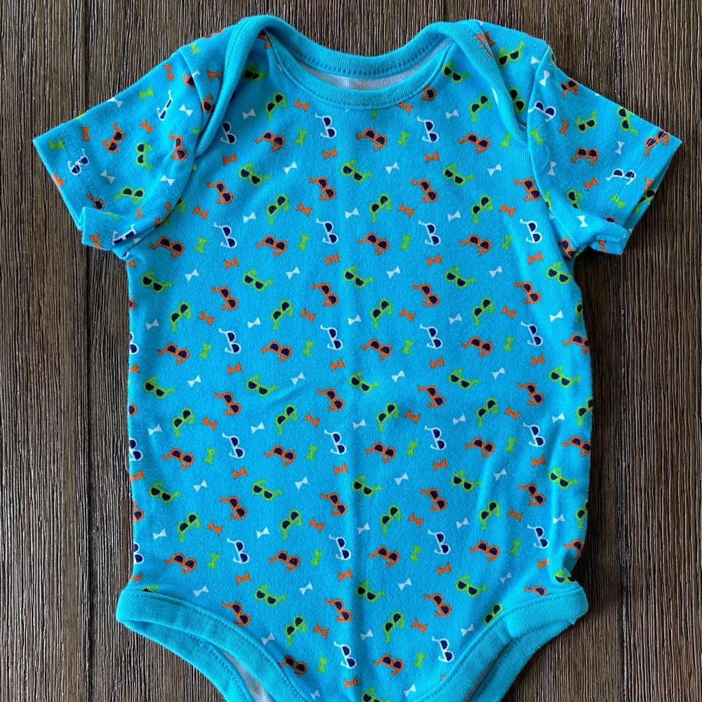 4/$10 Members Mark Baby boy onesie bodysuit